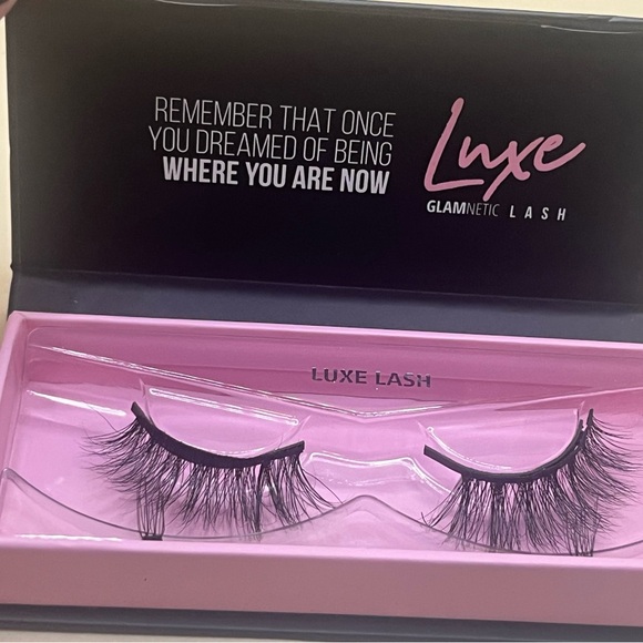 Glamnetic magnetic false lashes, in the model luxe - Picture 2 of 4